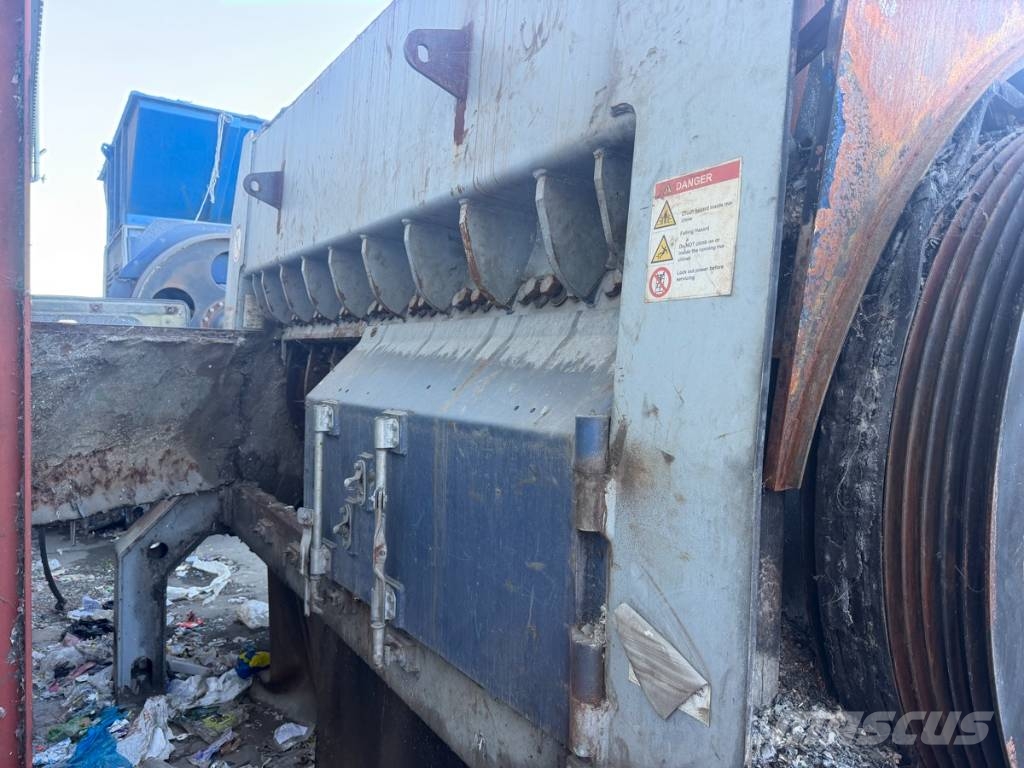 Lindner Komet 2800 Waste Shredders