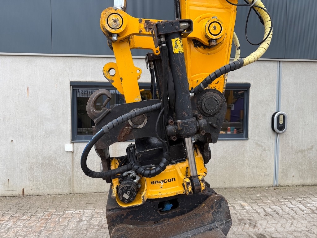 JCB 220 XL 4F - 220X LC - 220XL - 220X L4F Rupsgraafmachines