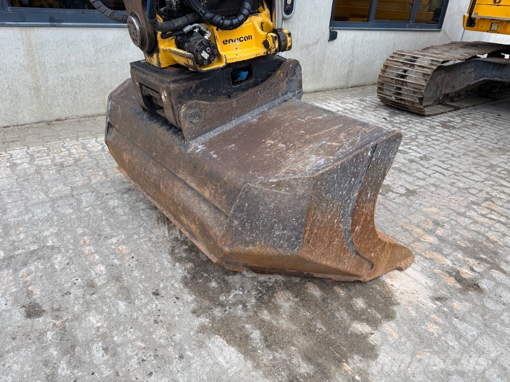 JCB 220 XL 4F - 220X LC - 220XL - 220X L4F Rupsgraafmachines