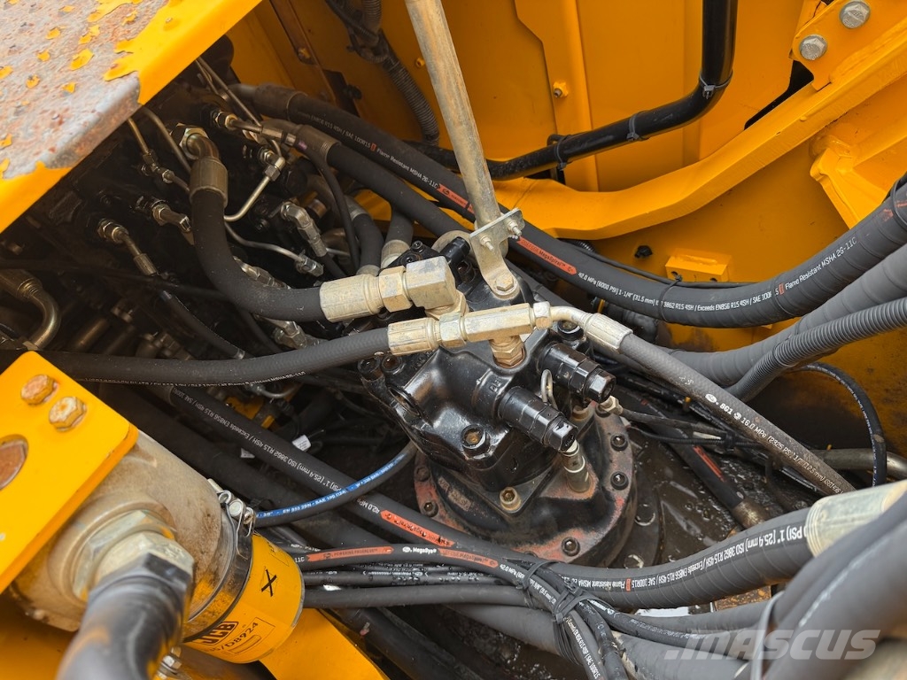 JCB 220 XL 4F - 220X LC - 220XL - 220X L4F Rupsgraafmachines