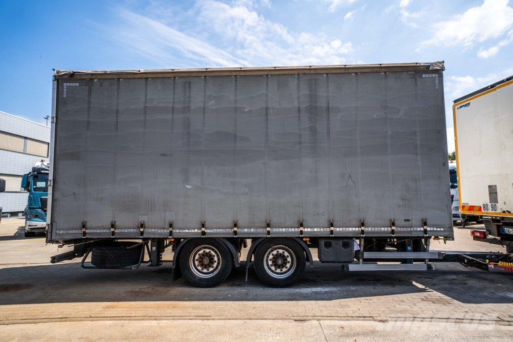 Lecitrailer R2 Curtainsideranhänger