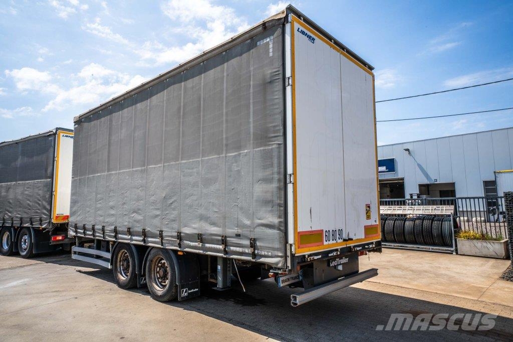 Lecitrailer R2 Curtainsideranhänger