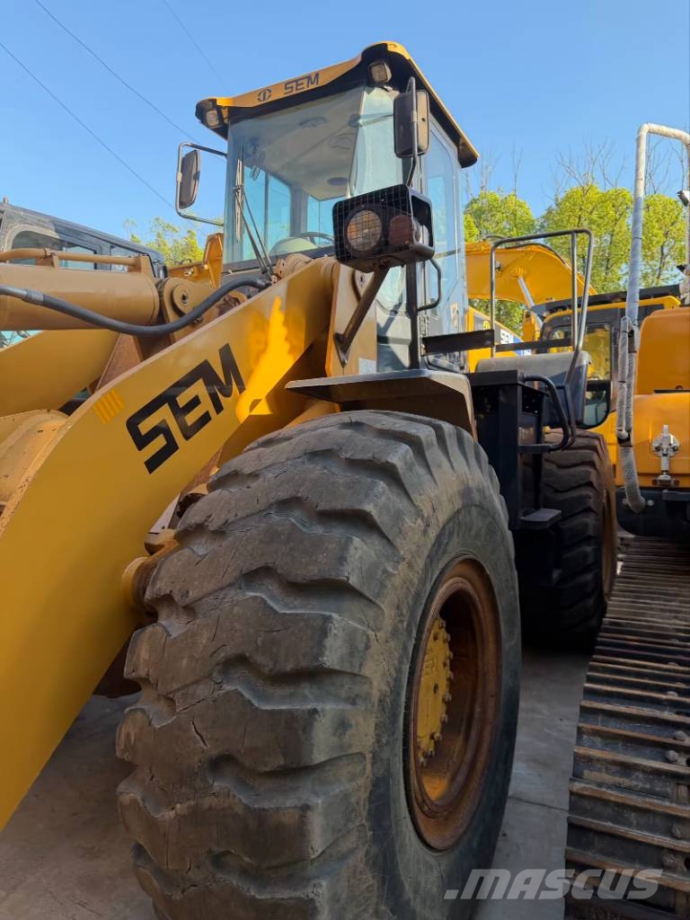 SEM 655D    the largest‑scale supplier 轮式装载机