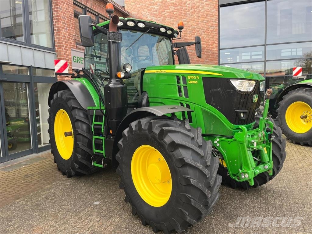 John Deere 6250R Τρακτέρ