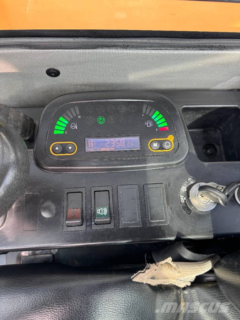 Hyundai R25Z-9AK حفارات صغيرة أقل من 7 طن (حفارات صغيرة)