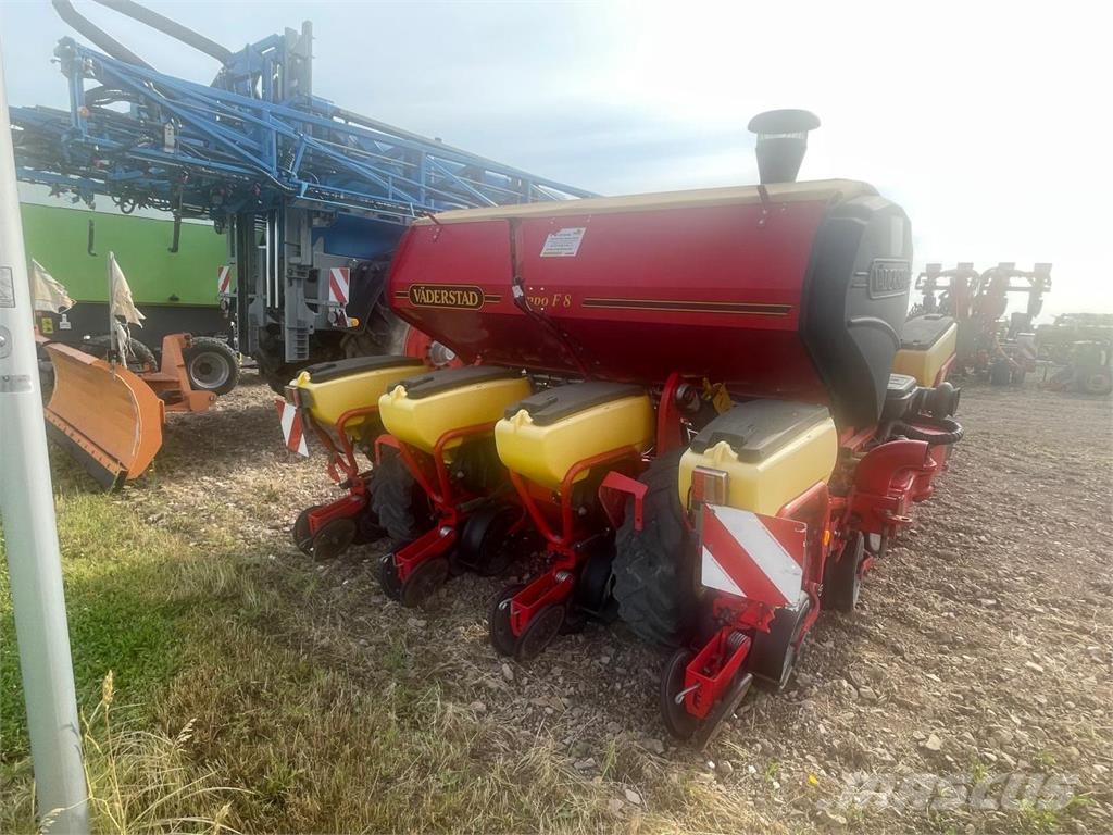 Väderstad Tempo F8 Tiksli sėjimo technika