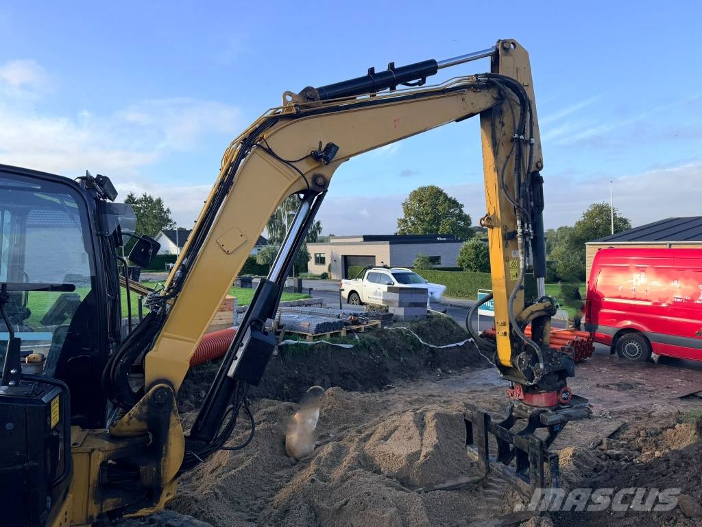 CAT 306 CR Mini bagri <7t