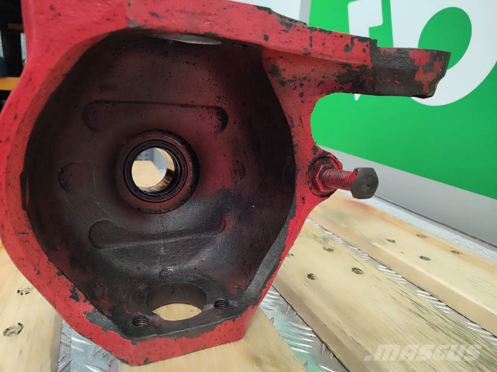 McCormick 12863 McCORMICK MC100 crossover Chassis og suspension