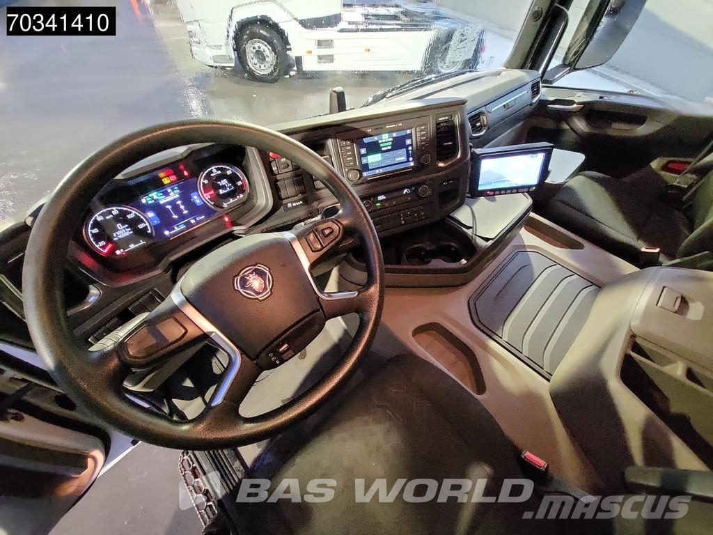 Scania P220 P 4X2 NL-Truck BDF1500kg Ladebordwand Automat Razstavljivi tovornjaki z žičnimi dvigali