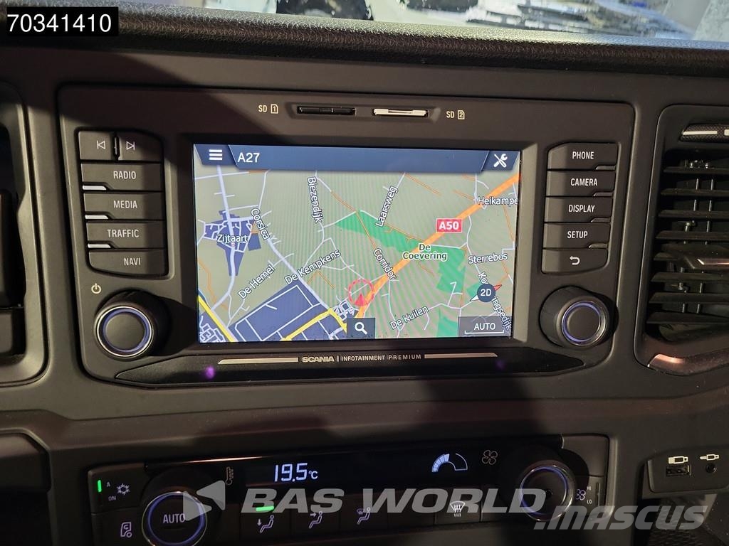 Scania P220 P 4X2 NL-Truck BDF1500kg Ladebordwand Automat Razstavljivi tovornjaki z žičnimi dvigali