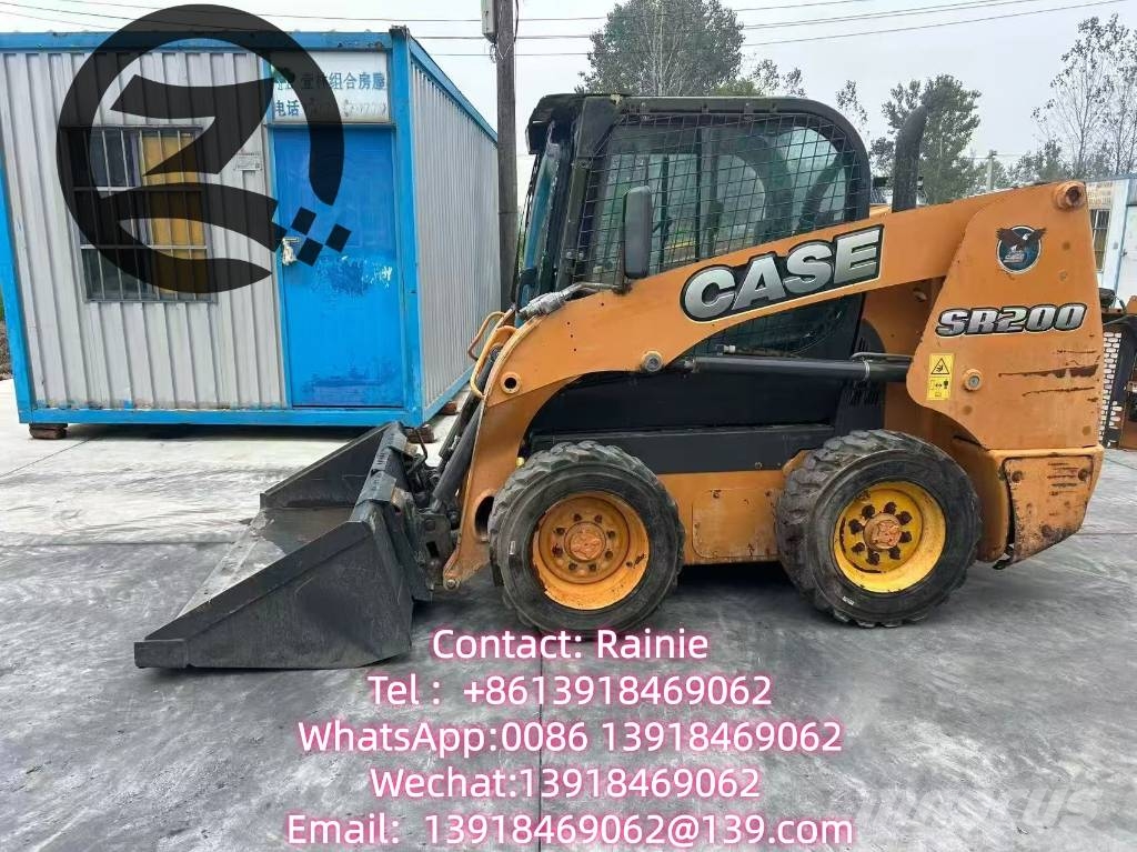 CASE SR 200 Skid steer mini nakladalci