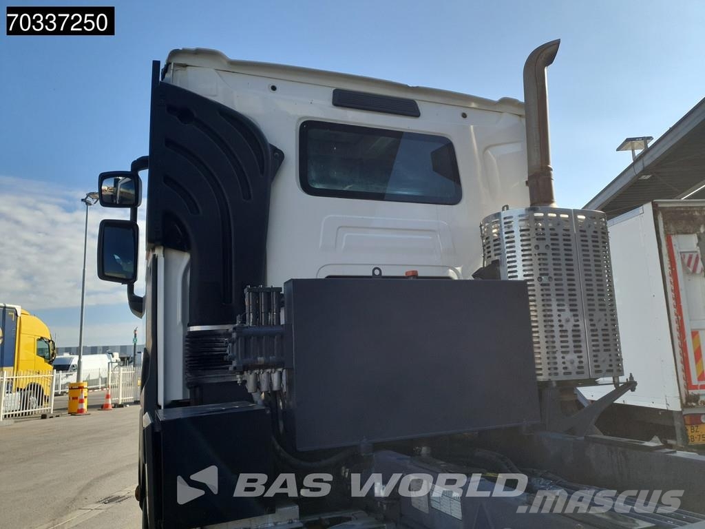 Renault K 520 8X4 18m3 tipper Full Steel Big-Axle Retarder Sora- ja kippiautot