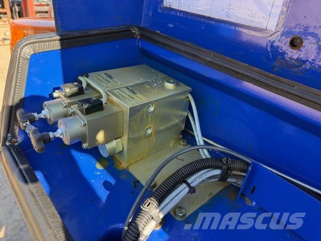Schmidt Stratos F30-25 - VCX-490 Розсіювачі солі та піску