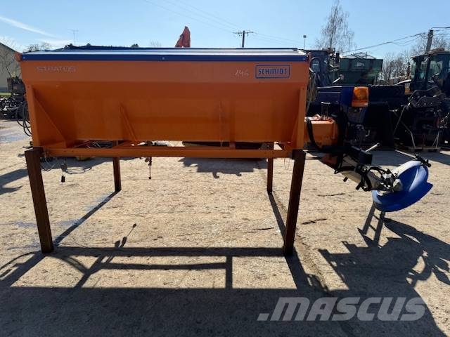 Schmidt Stratos F30-25 - VCX-490 Розсіювачі солі та піску