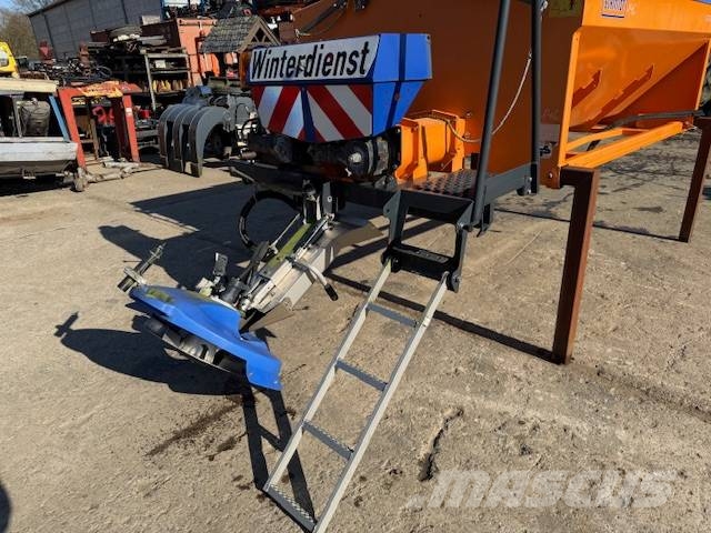 Schmidt Stratos F30-25 - VCX-490 Розсіювачі солі та піску