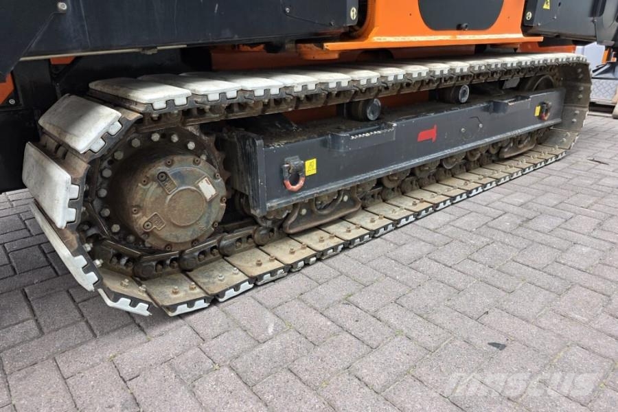 Jekko JF545CDH-2 Diesel/Electric powered, Remote Control رافعات مجنزرة