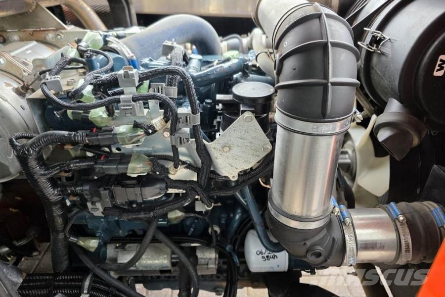 Jekko JF545CDH-2 Diesel/Electric powered, Remote Control رافعات مجنزرة