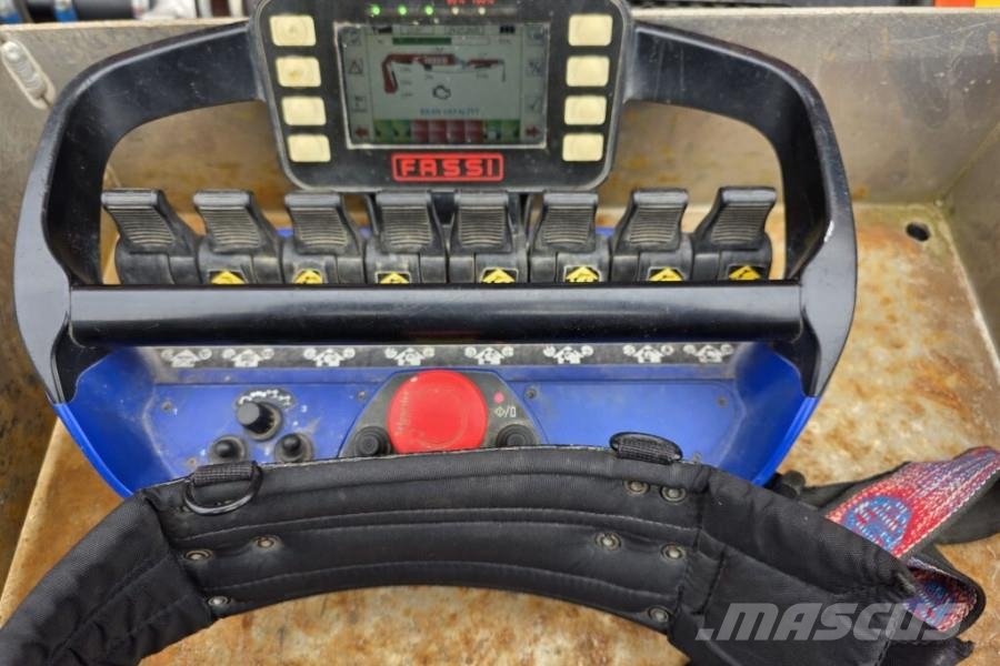 Jekko JF545CDH-2 Diesel/Electric powered, Remote Control رافعات مجنزرة