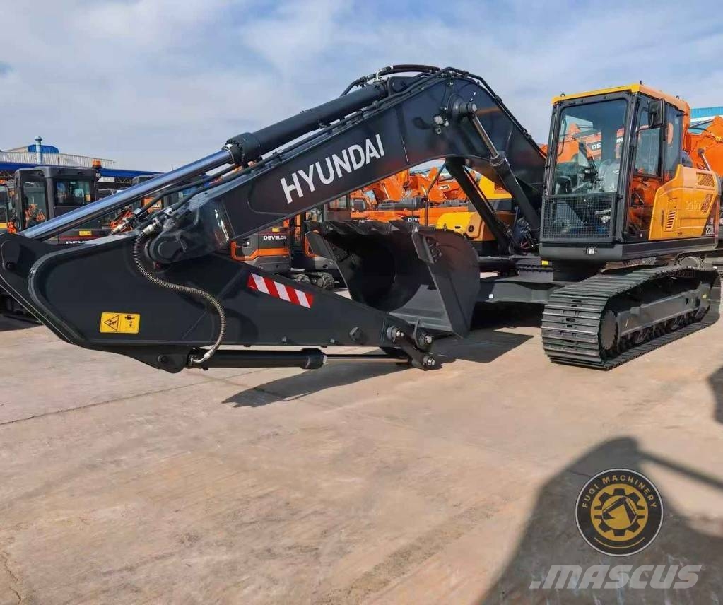 Hyundai HX220L Гусеничные экскаваторы
