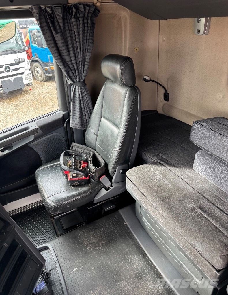 Scania R 560 ダンプ