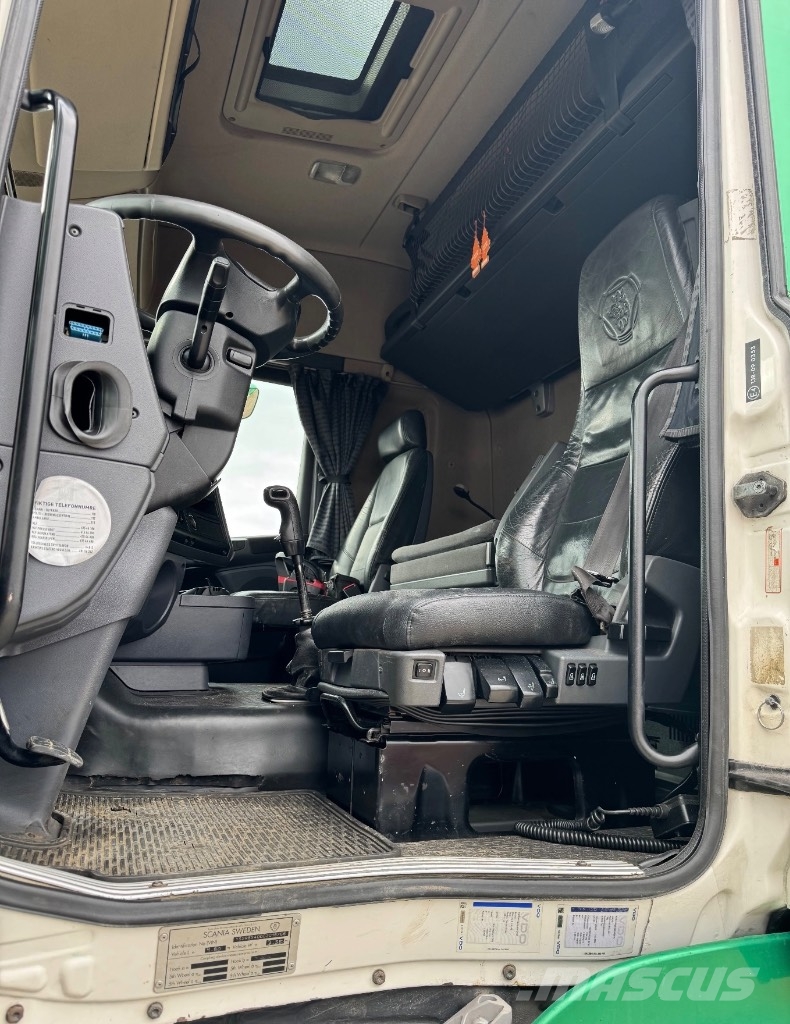 Scania R 560 ダンプ