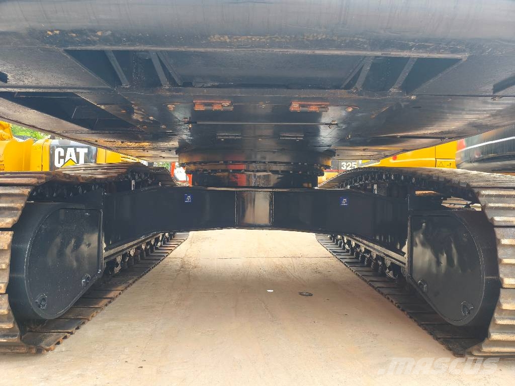 Hyundai HX 300 대형 굴삭기 29톤 이상