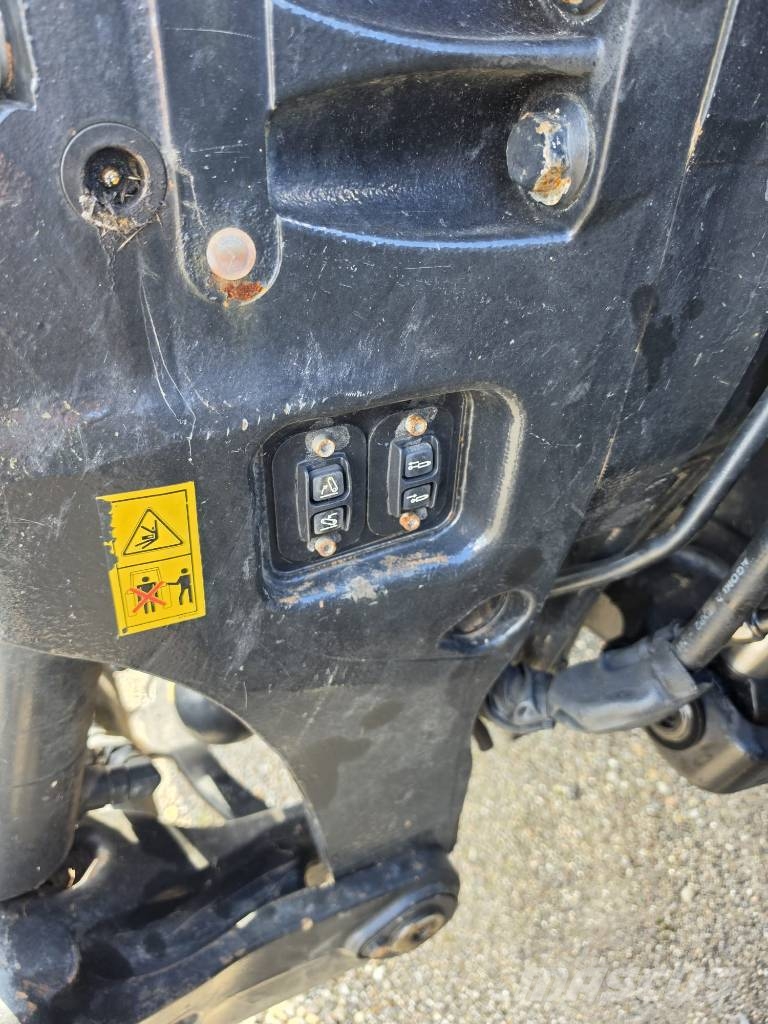 New Holland T 7.315 HD BluePower Traktorid