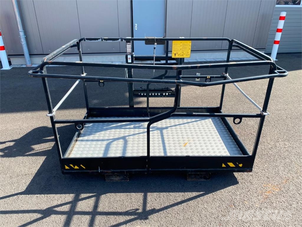Manitou Arbeitskorb NAGELLE 2MT Muut maatalouskoneet