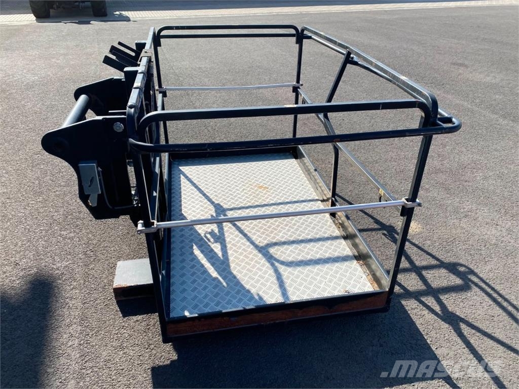 Manitou Arbeitskorb NAGELLE 2MT Muut maatalouskoneet