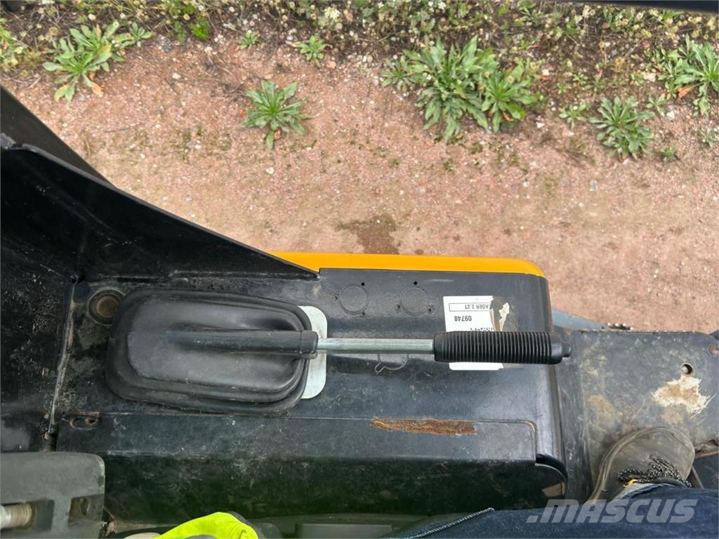GiANT G2700 Xtra HD (9748) Radlader