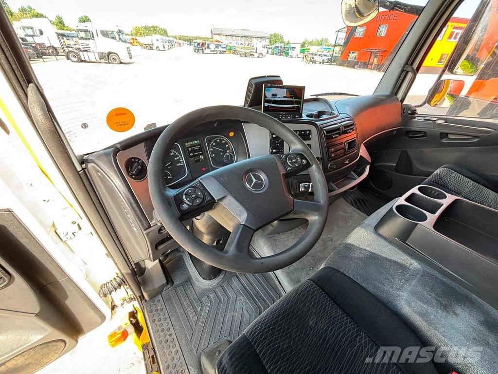 Mercedes-Benz Atego 1221 4x2 Box trucks