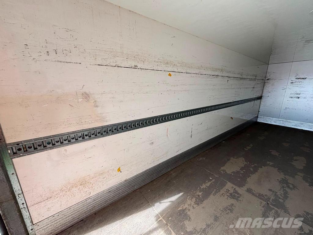 Mercedes-Benz Atego 1221 4x2 Box trucks