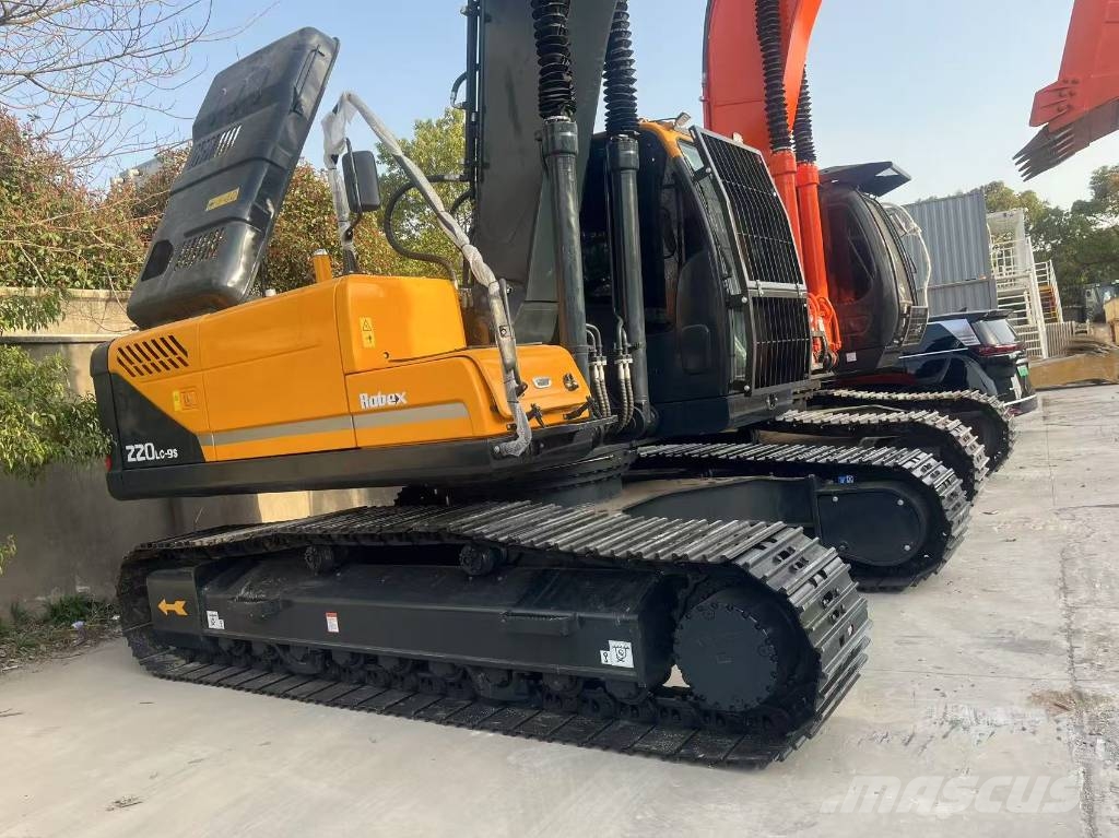 Hyundai 220 HD 履带挖掘机