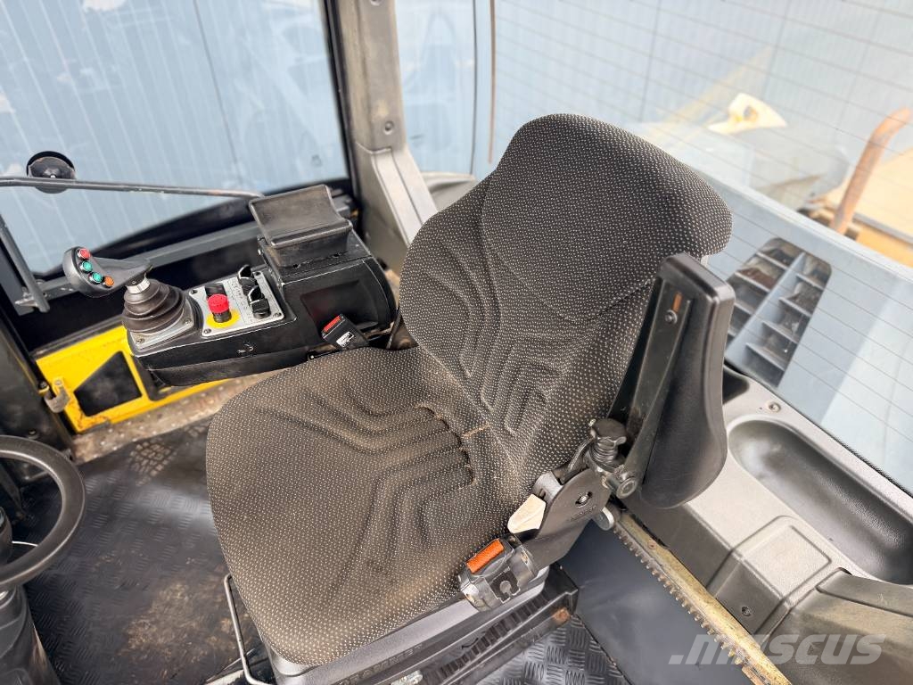 Bomag BW161AD-5 Dvojni valjarji