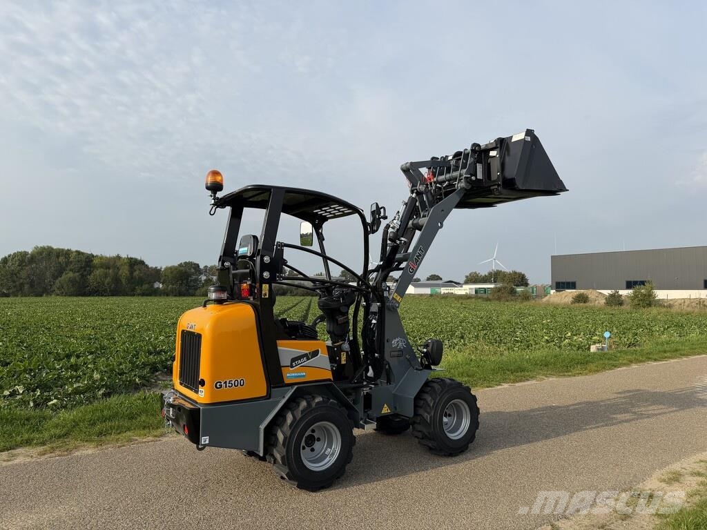 GiANT G1500 minishovel / kniklader NIEUW (vast dak, hoge Gumikerekes homlokrakodók