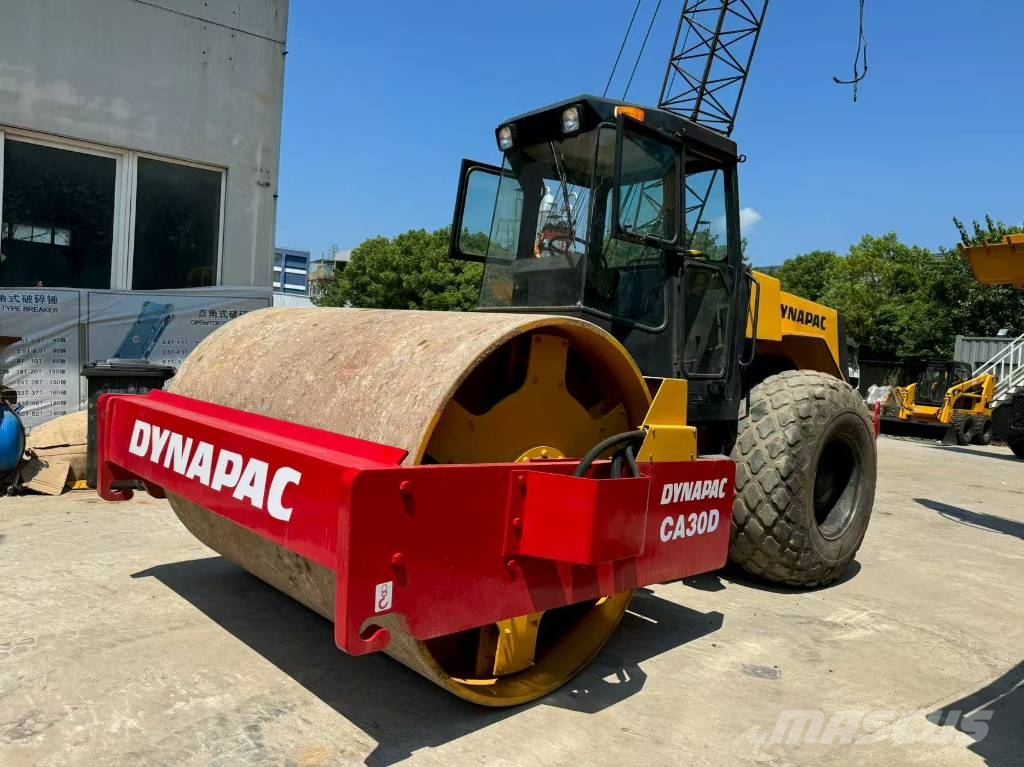 Dynapac CA 30 D Οδοστρωτήρες μονού κυλίνδρου