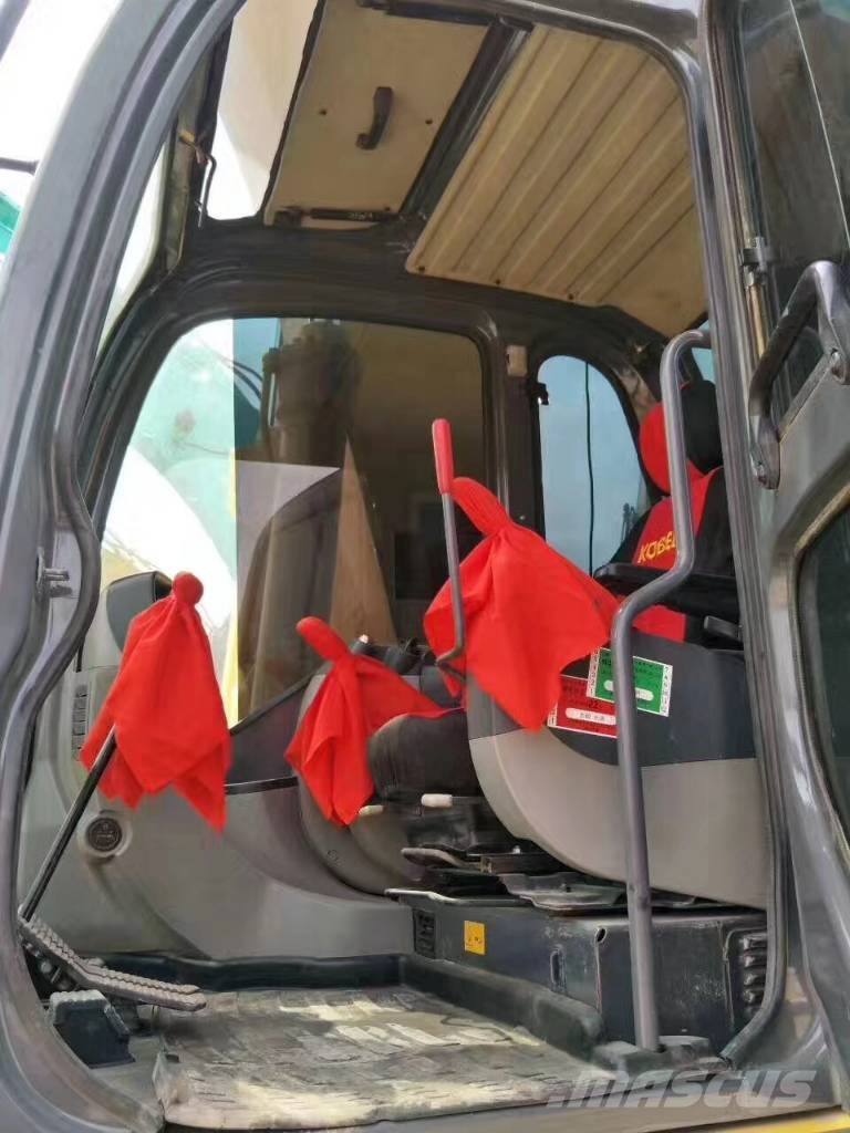 Kobelco SK 250 履带挖掘机