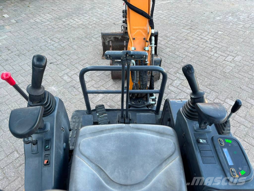 CASE CX 17 C Minigraafmachines < 7t