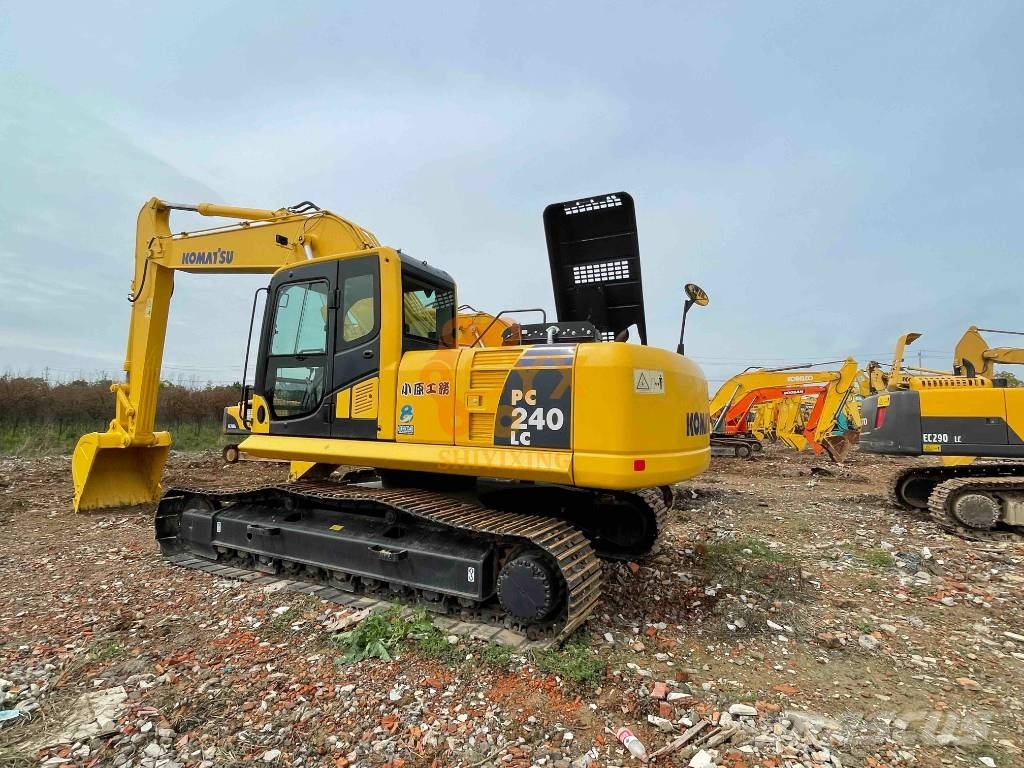 Komatsu PC 240-8 Верижен екскаватор
