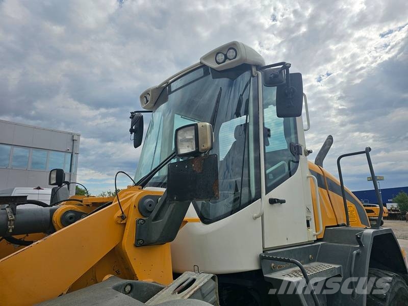 Liebherr L 528 40km/h Utovarivači na točkove