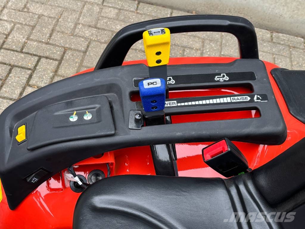 Kubota EK 1-261 Hydrostaat Taajamatraktorit