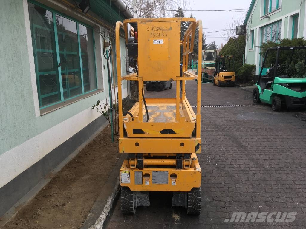 Haulotte COMPACT 8 V-2939 EO Вертикальні щоглові підйомники