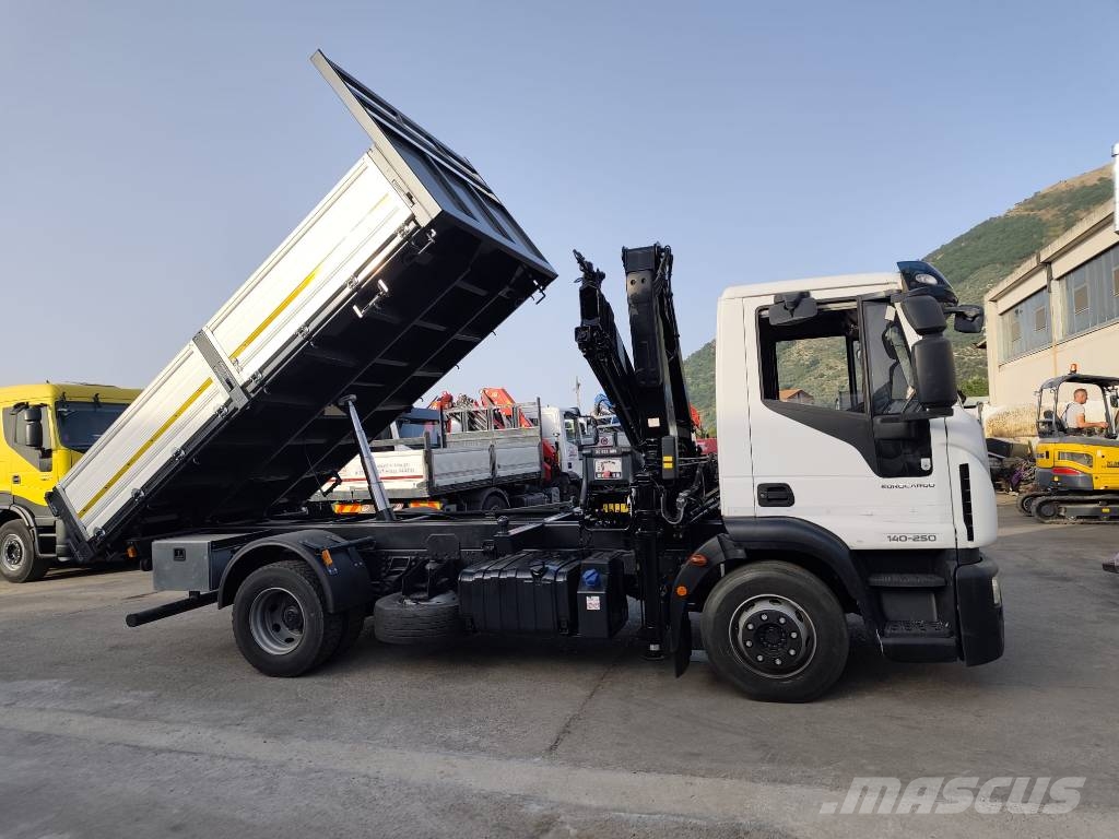 Iveco Eurocargo 140-250 Φορτηγά με Γερανό
