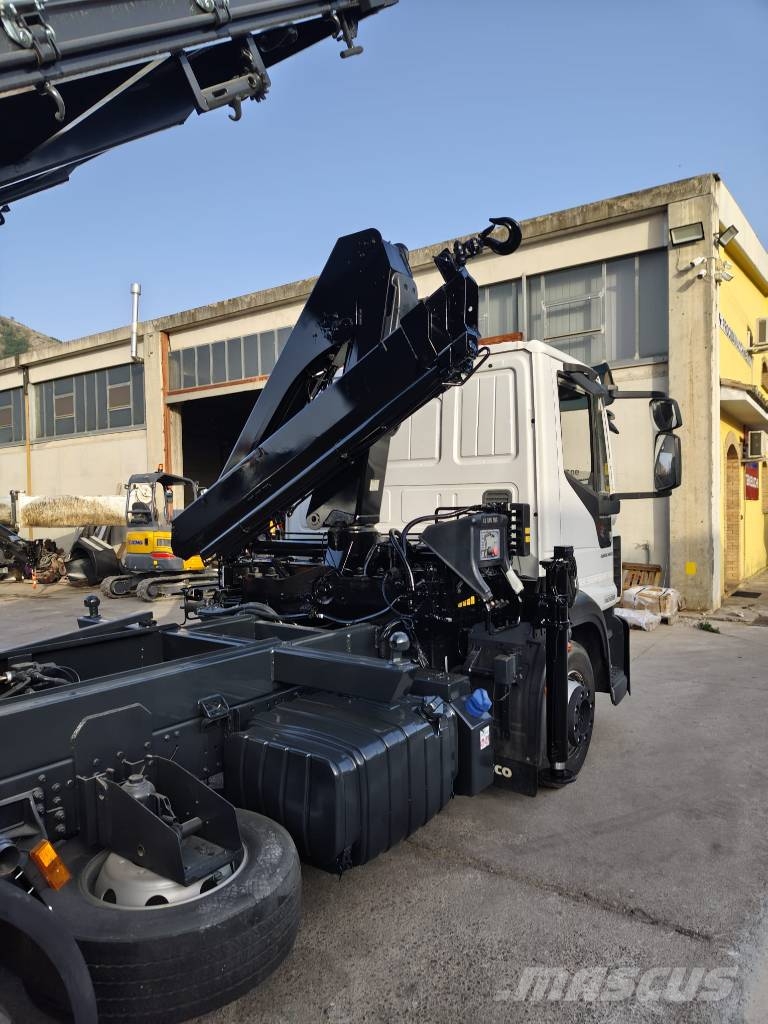 Iveco Eurocargo 140-250 Φορτηγά με Γερανό