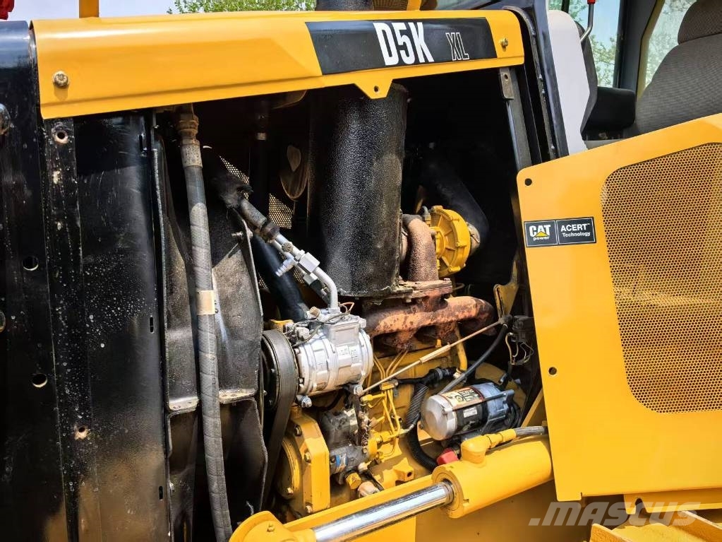 CAT D 5 K 履帶推土機