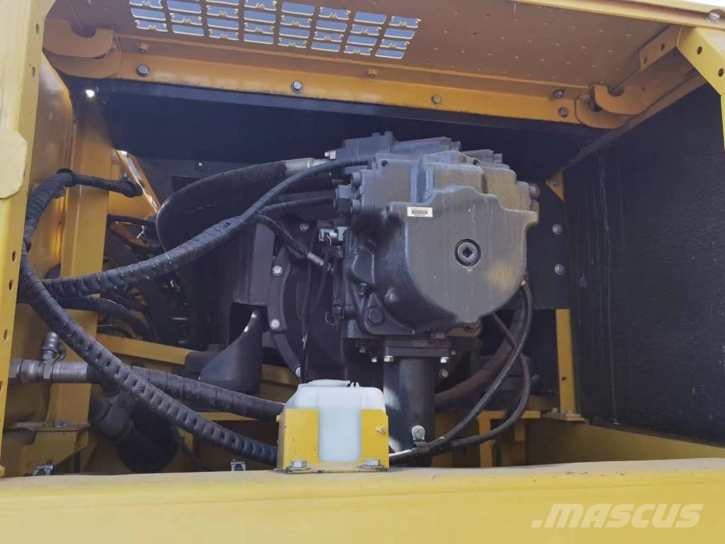 Komatsu PC 450-8 Rupsgraafmachines