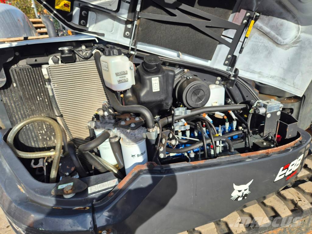 Bobcat E88 Väikeekskavaatorid 7t-12t
