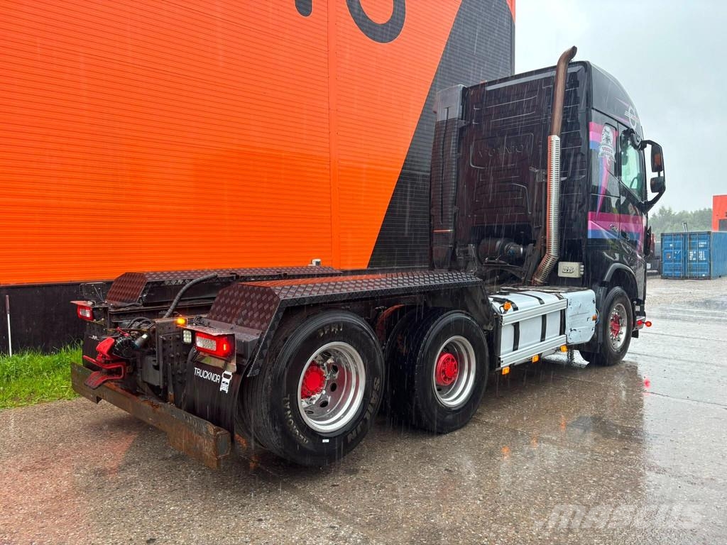Volvo FH 540 6x2 RETARDER / BIG AXLE / CHASSIS L=4853 mm Camiones con chasís y cabina