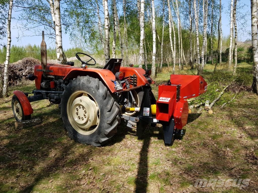 REMET Wood chipper R120 Rębak Koksnes šķeldotāji