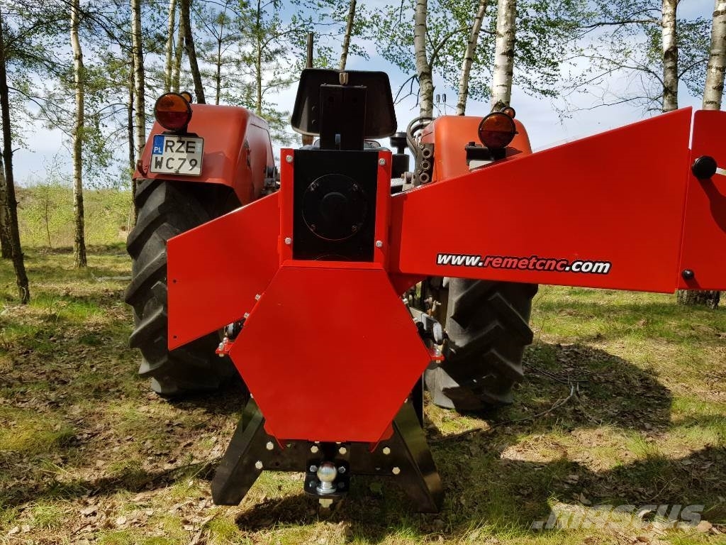 REMET Wood chipper R120 Rębak Koksnes šķeldotāji